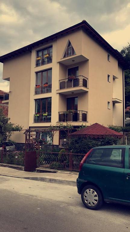 Guest Rooms Profirov Zlatograd Extérieur photo
